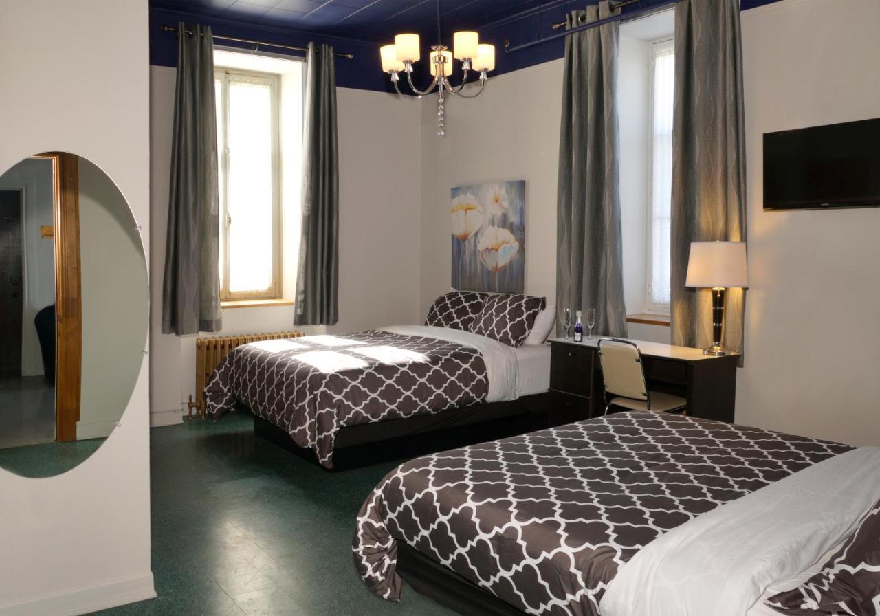 Auberge Du Couvent Saint-Casimir Esterno foto