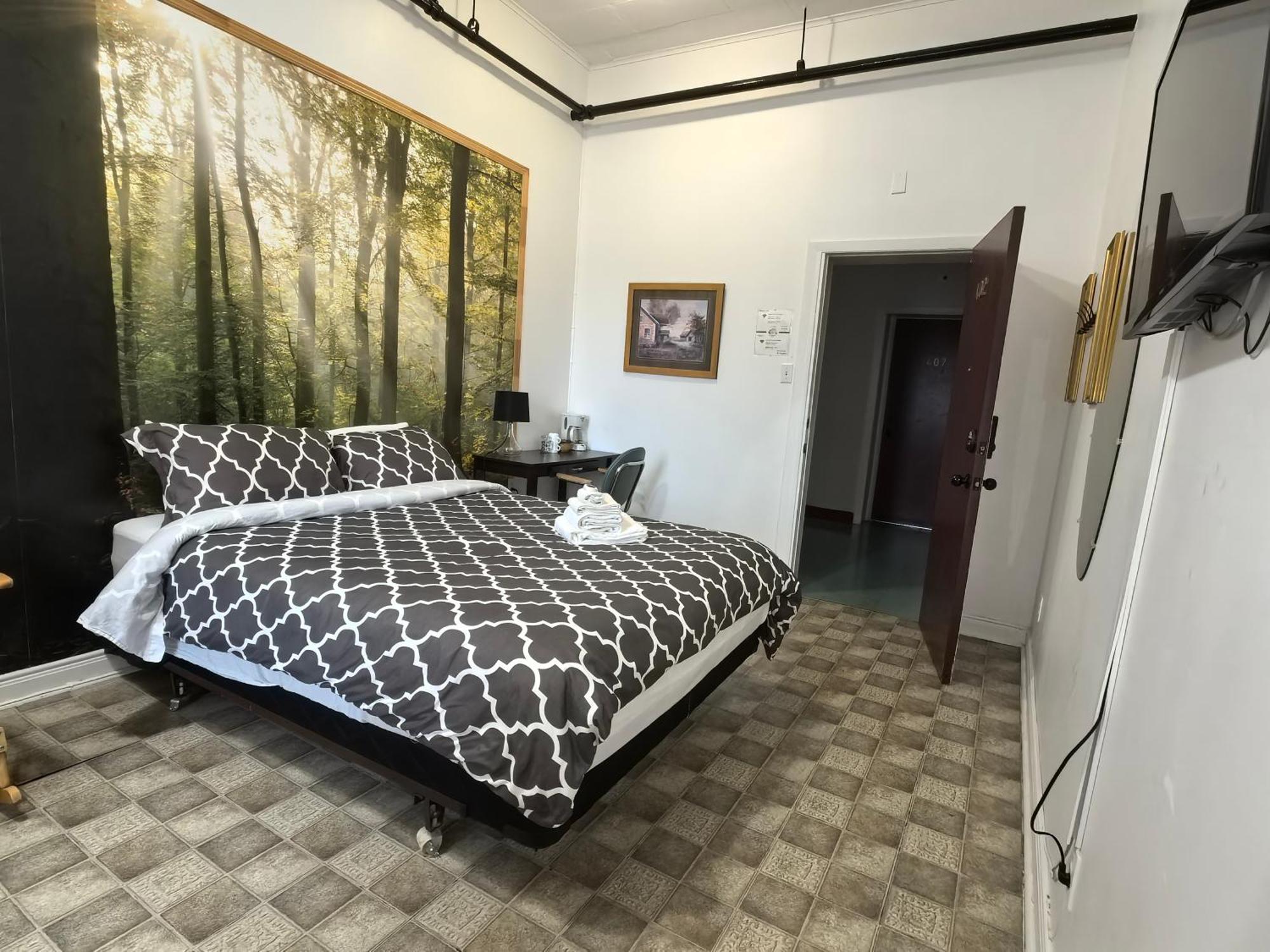 Auberge Du Couvent Saint-Casimir Esterno foto